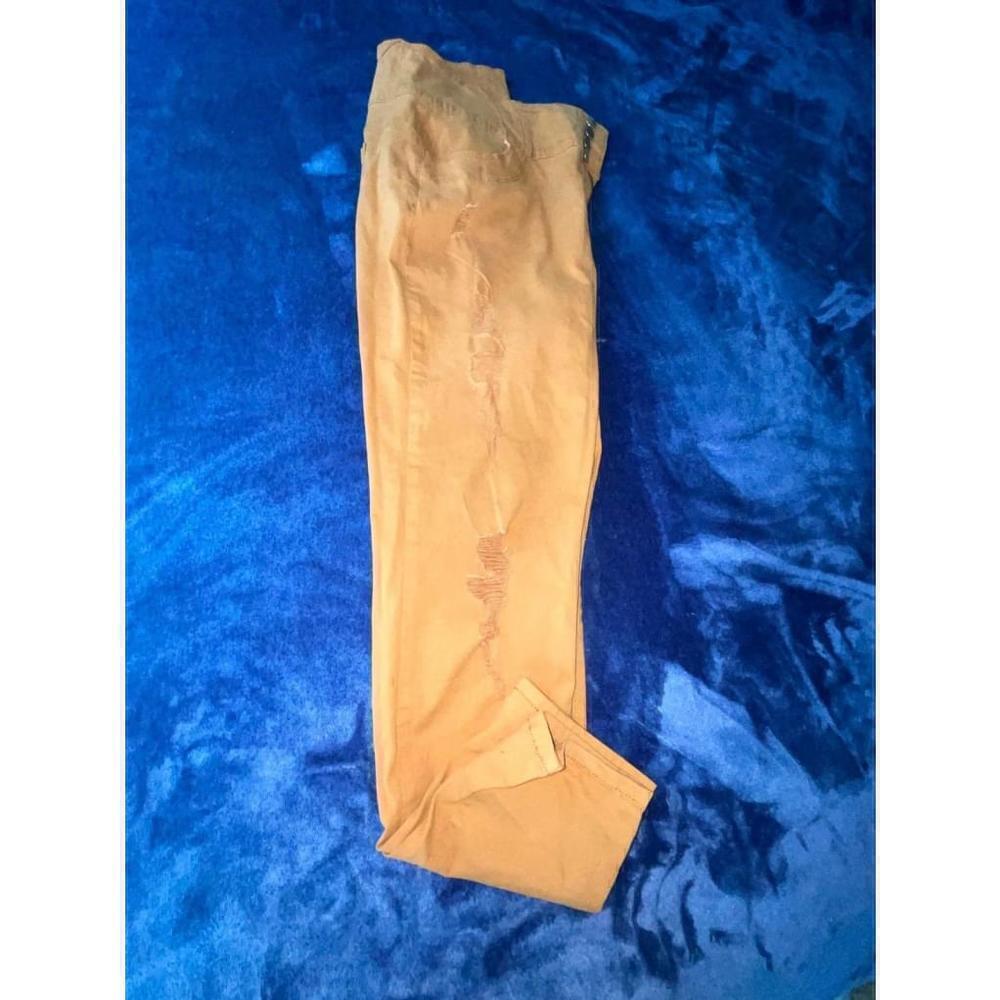 Women’s Distressed Tan Jeans Size‎ 13